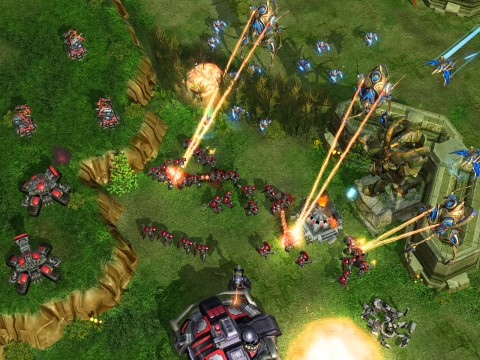 Starcraft 2 Screenshot Protoss Angriff