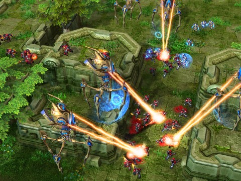 Starcraft 2 Screenshot Marienes vs Kolosse