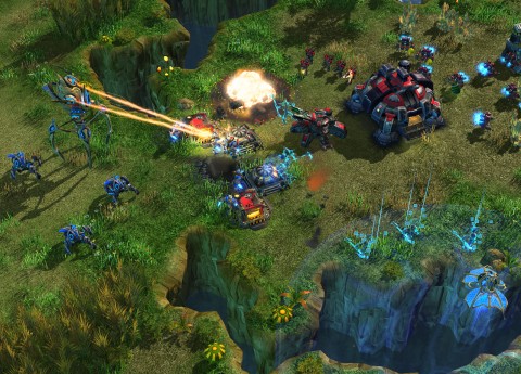 Starcraft 2 Screenshot Phasenprisma mit Dunklen Templern